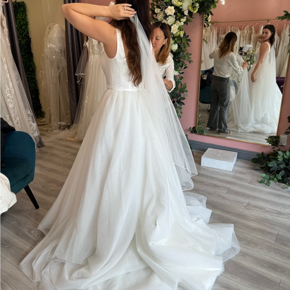Walking Length Ivory Wedding Bridal Veil